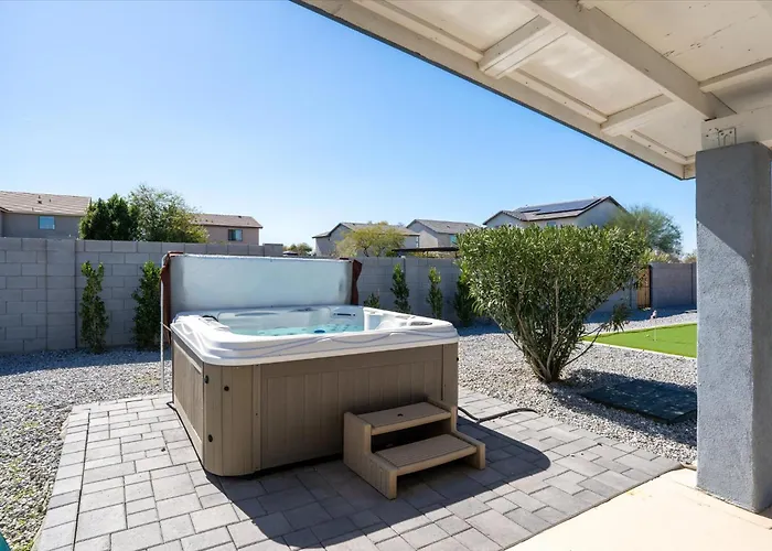 Holiday home Backyard Oasis Heated Pool Game Gazebo