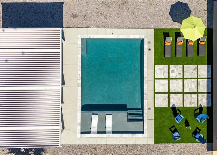 Backyard Oasis Heated Pool Game Gazebo Holiday home *